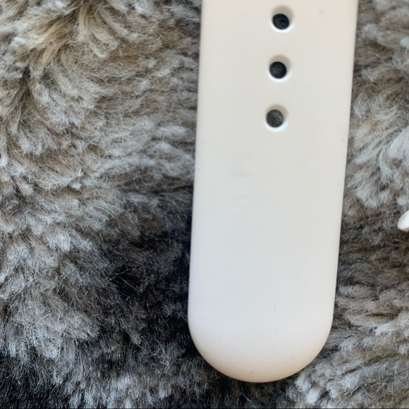 Apple Watch Silicone Sport Band - Picture 5 of 8